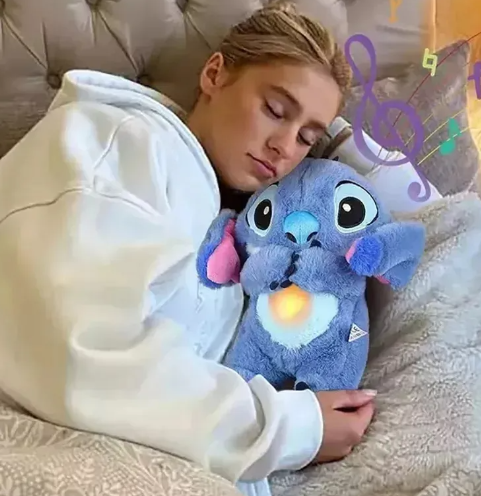 Stitch que respira – Peluche interactivo con luz y música - MerkBuy